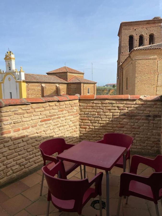 Hostal Sahagun Hotel Exterior photo